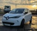 Белый Рено Зое, объемом двигателя 0 л и пробегом 80 тыс. км за 5543 $, фото 4 на Automoto.ua