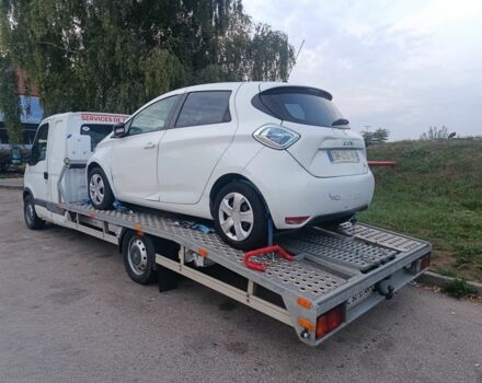 Белый Рено Зое, объемом двигателя 0 л и пробегом 80 тыс. км за 7979 $, фото 8 на Automoto.ua