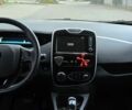 Белый Рено Зое, объемом двигателя 0 л и пробегом 92 тыс. км за 9200 $, фото 13 на Automoto.ua