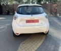 Белый Рено Зое, объемом двигателя 0 л и пробегом 102 тыс. км за 8500 $, фото 7 на Automoto.ua