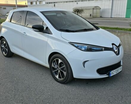 Белый Рено Зое, объемом двигателя 0 л и пробегом 92 тыс. км за 9200 $, фото 2 на Automoto.ua