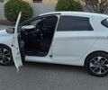 Белый Рено Зое, объемом двигателя 0 л и пробегом 92 тыс. км за 9200 $, фото 6 на Automoto.ua