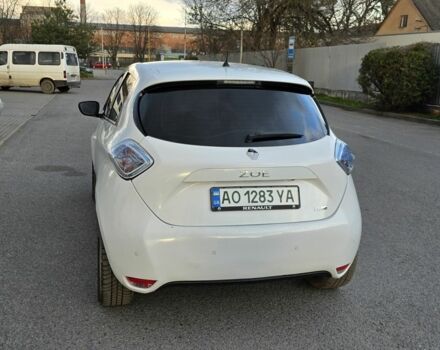 Белый Рено Зое, объемом двигателя 0 л и пробегом 92 тыс. км за 9200 $, фото 4 на Automoto.ua