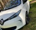 Белый Рено Зое, объемом двигателя 0 л и пробегом 119 тыс. км за 6700 $, фото 1 на Automoto.ua