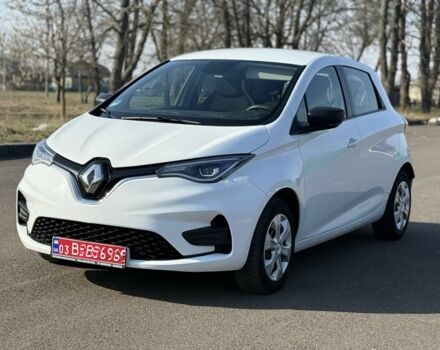 Белый Рено Зое, объемом двигателя 0 л и пробегом 96 тыс. км за 10400 $, фото 1 на Automoto.ua