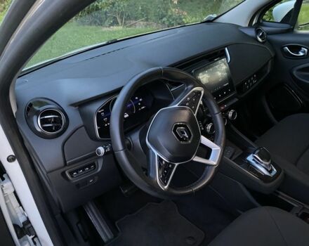 Белый Рено Зое, объемом двигателя 0 л и пробегом 86 тыс. км за 11300 $, фото 7 на Automoto.ua