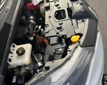 Рено Зое 2023 в Тернополе на Automoto.ua Белый Рено Зое, объемом двигателя 0 л и пробегом 30 тыс. км за 12222 $, фото 10 на Automoto.ua