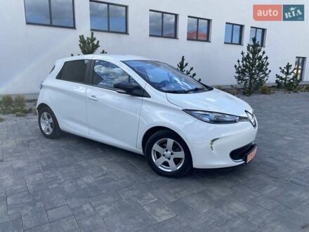 Рено Зое 2013 в Луцке на Automoto.ua Белый Рено Зое, объемом двигателя 0 л и пробегом 85 тыс. км за 6149 $, фото 1 на Automoto.ua
