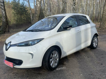 Рено Зое 2013 в Ковель на Automoto.ua Белый Рено Зое, объемом двигателя 0 л и пробегом 106 тыс. км за 5600 $, фото 1 на Automoto.ua