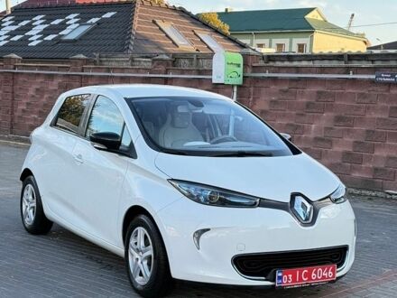 Белый Рено Зое, объемом двигателя 0 л и пробегом 84 тыс. км за 6500 $, фото 1 на Automoto.ua