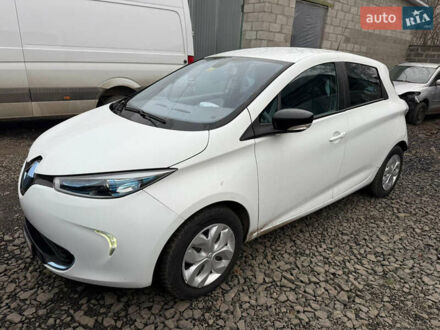 Белый Рено Зое, объемом двигателя 0 л и пробегом 72 тыс. км за 5400 $, фото 1 на Automoto.ua