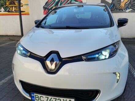 Білий Рено Зое, об'ємом двигуна 0 л та пробігом 158 тис. км за 9000 $, фото 1 на Automoto.ua