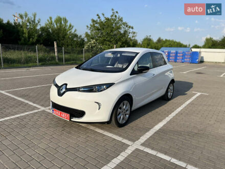 Белый Рено Зое, объемом двигателя 0 л и пробегом 133 тыс. км за 6350 $, фото 1 на Automoto.ua