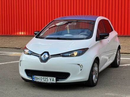Білий Рено Зое, об'ємом двигуна 0 л та пробігом 60 тис. км за 14500 $, фото 1 на Automoto.ua