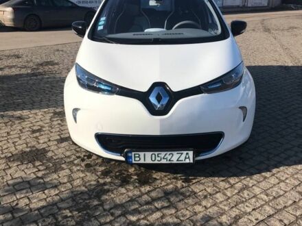 Белый Рено Зое, объемом двигателя 0 л и пробегом 73 тыс. км за 7330 $, фото 1 на Automoto.ua