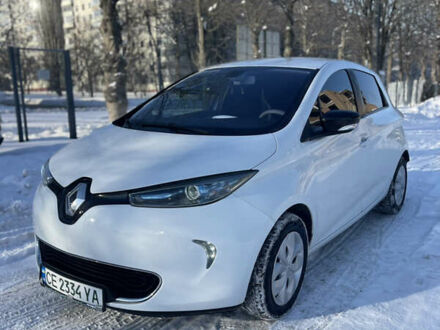 Белый Рено Зое, объемом двигателя 0 л и пробегом 133 тыс. км за 5350 $, фото 1 на Automoto.ua