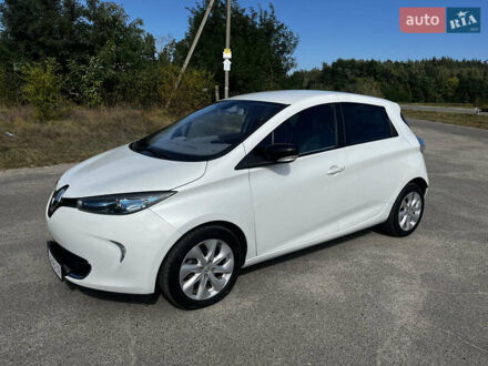 Білий Рено Зое, об'ємом двигуна 0 л та пробігом 213 тис. км за 6900 $, фото 1 на Automoto.ua