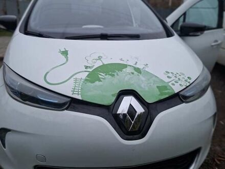 Білий Рено Зое, об'ємом двигуна 0 л та пробігом 240 тис. км за 6500 $, фото 1 на Automoto.ua