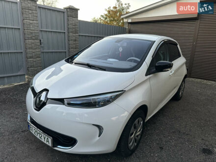 Білий Рено Зое, об'ємом двигуна 0 л та пробігом 41 тис. км за 7100 $, фото 1 на Automoto.ua