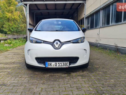 Белый Рено Зое, объемом двигателя 0 л и пробегом 53 тыс. км за 7851 $, фото 1 на Automoto.ua