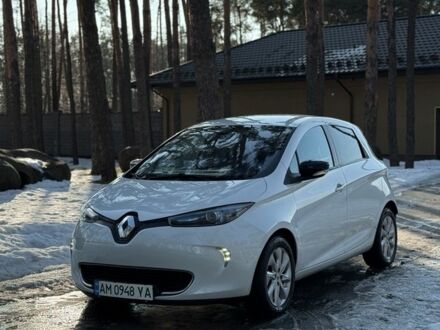 Білий Рено Зое, об'ємом двигуна 0 л та пробігом 94 тис. км за 6400 $, фото 1 на Automoto.ua