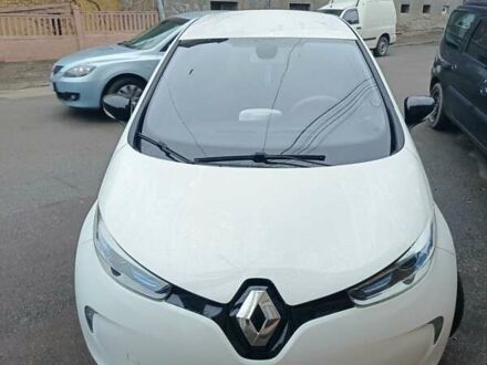 Білий Рено Зое, об'ємом двигуна 0 л та пробігом 133 тис. км за 6000 $, фото 1 на Automoto.ua