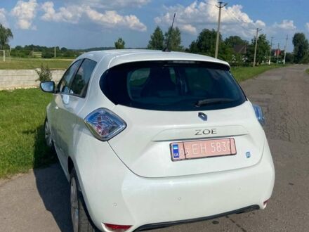 Білий Рено Зое, об'ємом двигуна 0 л та пробігом 116 тис. км за 6700 $, фото 1 на Automoto.ua