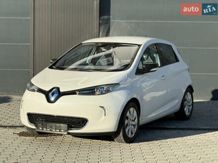 Белый Рено Зое, объемом двигателя 0 л и пробегом 138 тыс. км за 6500 $, фото 1 на Automoto.ua