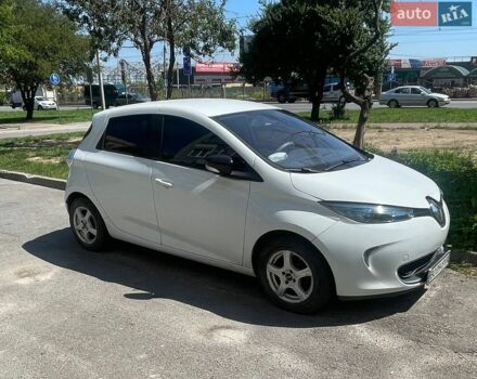 Белый Рено Зое, объемом двигателя 0 л и пробегом 94 тыс. км за 6555 $, фото 1 на Automoto.ua