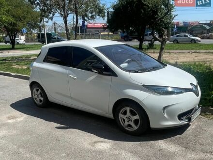 Белый Рено Зое, объемом двигателя 0 л и пробегом 94 тыс. км за 6555 $, фото 1 на Automoto.ua
