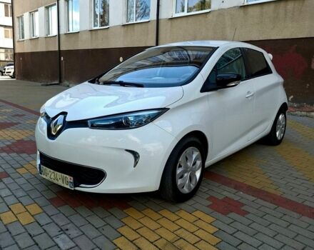 Білий Рено Зое, об'ємом двигуна 0 л та пробігом 30 тис. км за 7100 $, фото 1 на Automoto.ua