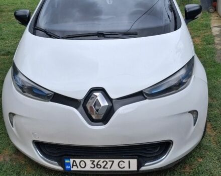 Белый Рено Зое, объемом двигателя 0 л и пробегом 400 тыс. км за 5000 $, фото 1 на Automoto.ua