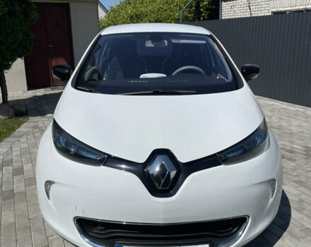 Білий Рено Зое, об'ємом двигуна 0 л та пробігом 57 тис. км за 8500 $, фото 1 на Automoto.ua