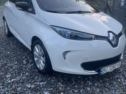 Рено Зое 2015 у Бориславе на Automoto.ua Білий Рено Зое, об'ємом двигуна 0 л та пробігом 93 тис. км за 7500 $, фото 1 на Automoto.ua