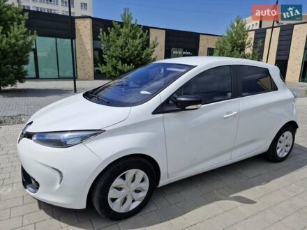 Рено Зое 2015 у Хмельницькому на Automoto.ua Білий Рено Зое, об'ємом двигуна 0 л та пробігом 92 тис. км за 6400 $, фото 1 на Automoto.ua
