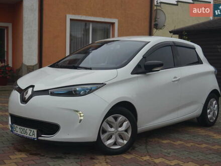 Белый Рено Зое, объемом двигателя 0 л и пробегом 102 тыс. км за 6777 $, фото 1 на Automoto.ua
