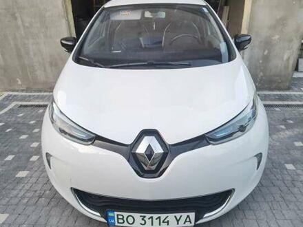 Рено Зое 2015 у Тернополі на Automoto.ua Білий Рено Зое, об'ємом двигуна 0 л та пробігом 131 тис. км за 6300 $, фото 1 на Automoto.ua