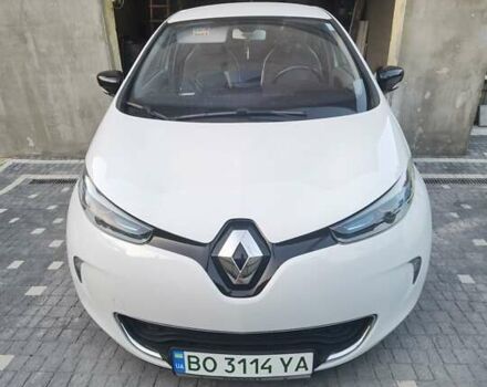Білий Рено Зое, об'ємом двигуна 0 л та пробігом 131 тис. км за 6300 $, фото 1 на Automoto.ua