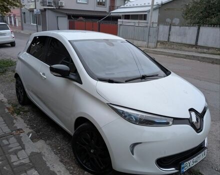 Білий Рено Зое, об'ємом двигуна 0 л та пробігом 135 тис. км за 7300 $, фото 1 на Automoto.ua