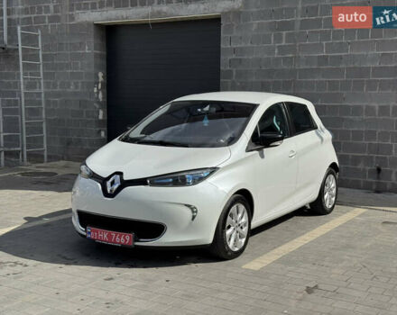 Білий Рено Зое, об'ємом двигуна 0 л та пробігом 83 тис. км за 6999 $, фото 1 на Automoto.ua
