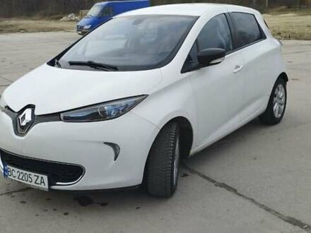 Белый Рено Зое, объемом двигателя 0 л и пробегом 127 тыс. км за 6500 $, фото 1 на Automoto.ua