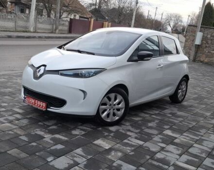 Белый Рено Зое, объемом двигателя 0 л и пробегом 106 тыс. км за 6300 $, фото 1 на Automoto.ua