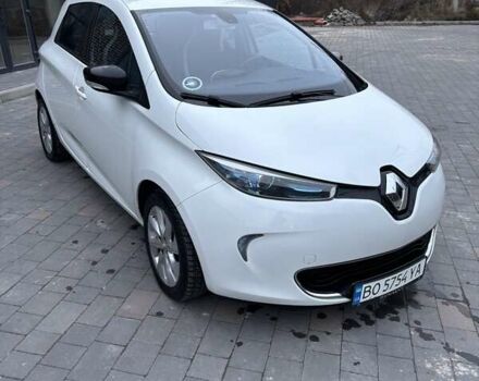 Білий Рено Зое, об'ємом двигуна 0 л та пробігом 124 тис. км за 6900 $, фото 1 на Automoto.ua