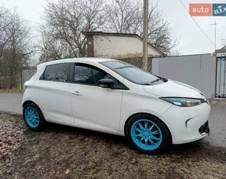 Білий Рено Зое, об'ємом двигуна 0 л та пробігом 153 тис. км за 6600 $, фото 1 на Automoto.ua