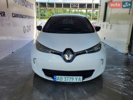 Білий Рено Зое, об'ємом двигуна 0 л та пробігом 130 тис. км за 5500 $, фото 1 на Automoto.ua