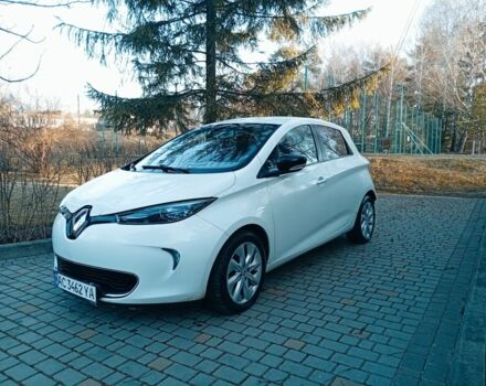 Белый Рено Зое, объемом двигателя 0 л и пробегом 170 тыс. км за 5450 $, фото 1 на Automoto.ua