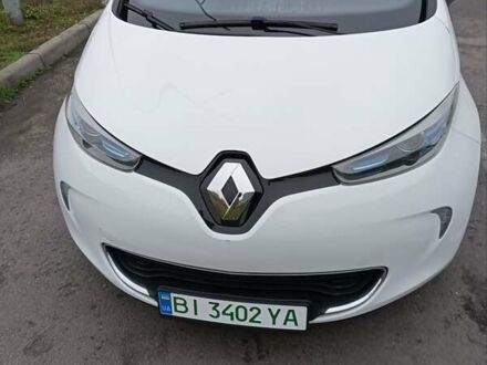 Белый Рено Зое, объемом двигателя 0 л и пробегом 115 тыс. км за 6950 $, фото 1 на Automoto.ua
