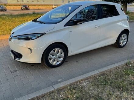 Білий Рено Зое, об'ємом двигуна 0 л та пробігом 116 тис. км за 6800 $, фото 1 на Automoto.ua