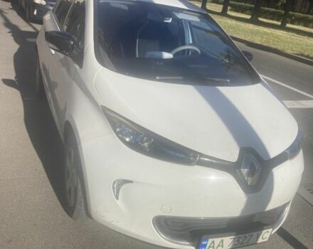 Белый Рено Зое, объемом двигателя 0 л и пробегом 181 тыс. км за 6000 $, фото 1 на Automoto.ua