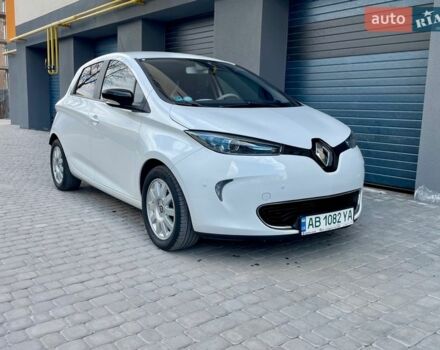 Белый Рено Зое, объемом двигателя 0 л и пробегом 158 тыс. км за 6100 $, фото 1 на Automoto.ua